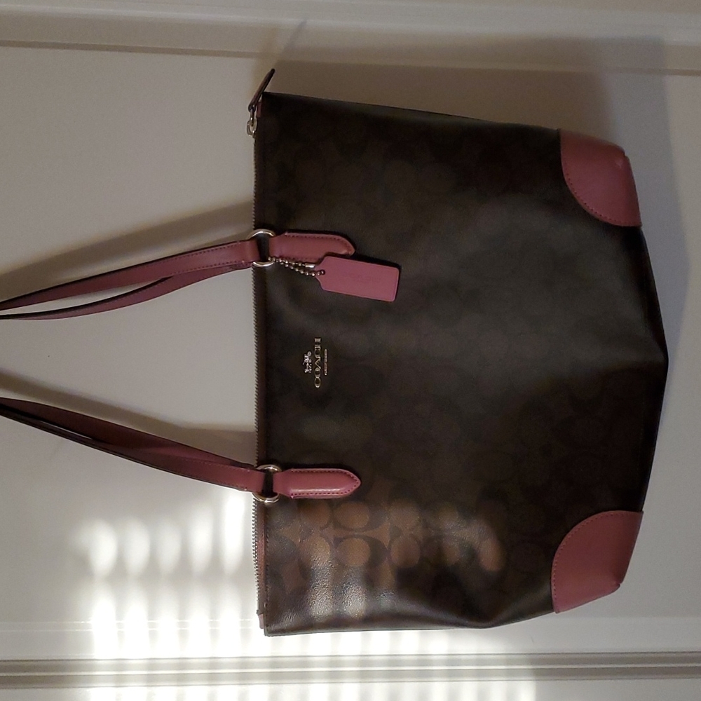 Shoulder bag